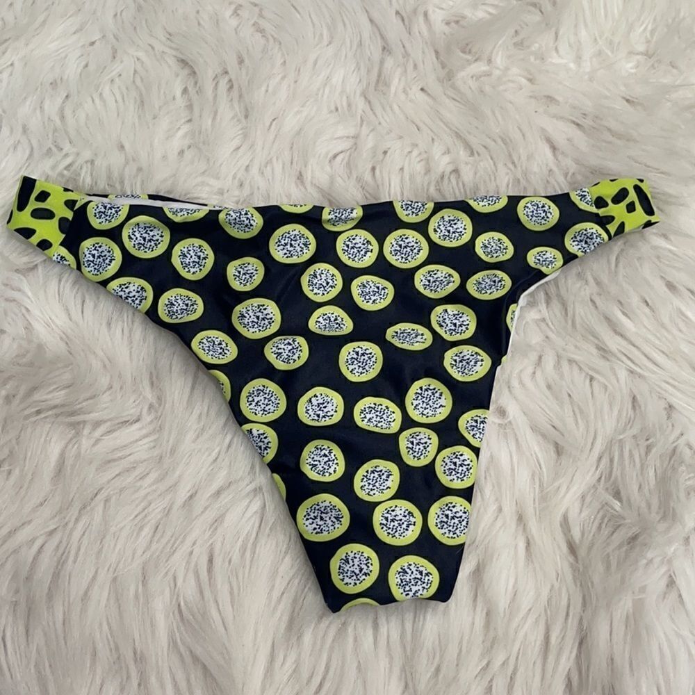 NWOT Patterned Bikini Sz S - Picture 13 of 16